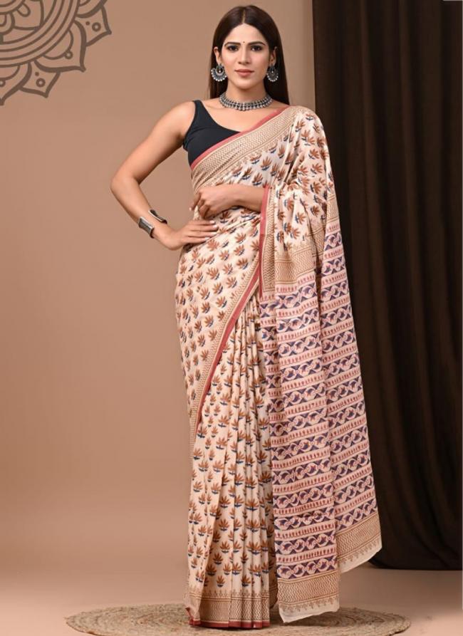 Cotton Mul Mul Multi Colour Casual Wear Printed Saree